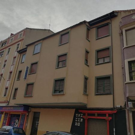 Hostal Castilla 미란다데에브로 외부 사진