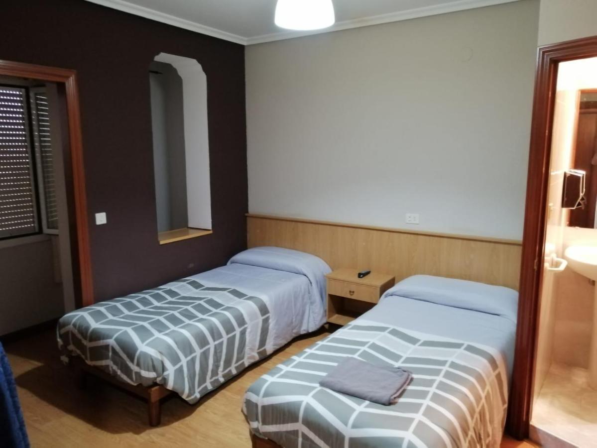 Hostal Castilla 미란다데에브로 객실 사진